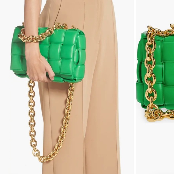 Bottega Veneta Handbags - Bottega Veneta Chain Cassette Bag